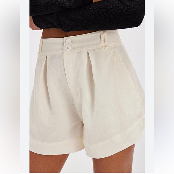 Free People Pants - FREE PEOPLE Marina Tailored Trouser Shorts - Optic White Size 8 NWOT Retail $88